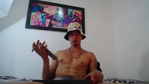 Snapshot of smooke_skinny chatting on September 11, 6:53 pm Daniel Aston online show from September 11, 6:53 pm
