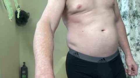 Snapshot of smooth810 chatting on December 22, 7:10 pm smooth810 online show from December 22, 7:10 pm