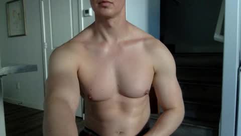 Snapshot of smoothflexiblemuscle chatting on January 5, 5:41 pm SmoothFlexibleMuscle online show from January 5, 5:41 pm
