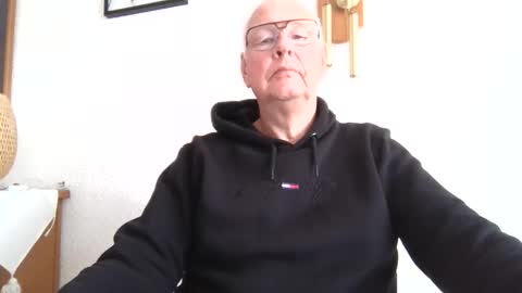 smoothy5460 online show from February 18, 2:28 pm