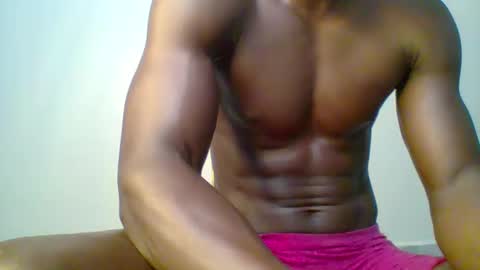 Snapshot of sneaky_link2 chatting on December 13, 6:31 am papi online show from December 13, 6:31 am