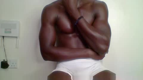 Snapshot of sneaky_link2 chatting on February 21, 10:17 am papi online show from February 21, 10:17 am