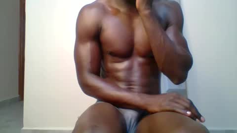 Snapshot of sneaky_link2 chatting on December 4, 6:49 am papi online show from December 4, 6:49 am