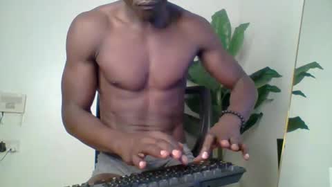 Snapshot of sneaky_link2 chatting on September 24, 5:36 am papi online show from September 24, 5:36 am