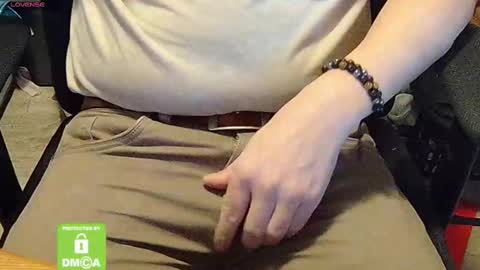 Sneakybill online show from March 12, 7:13 am