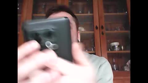 snoecks1 online show from February 16, 2:37 pm