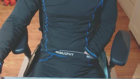 Snapshot of snooze85 chatting on September 30, 4:12 am Cbt-Slave online show from September 30, 4:12 am