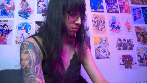 Snapshot of snowblack_ chatting on February 9, 9:39 pm Snow and Bubble online show from February 9, 9:39 pm