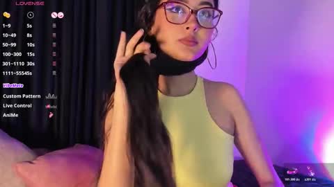 Danna online show from October 25, 11:42 am