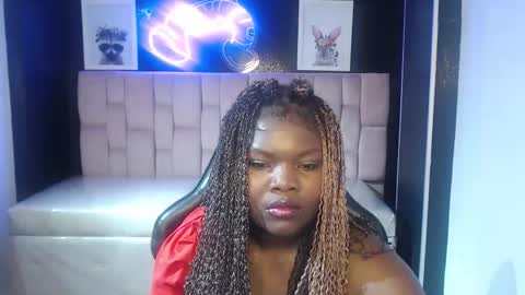 Snapshot of soffia_b chatting on September 19, 3:21 am soffia_b online show from September 19, 3:21 am