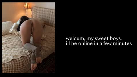 Julia    online show from January 12, 8:49 pm