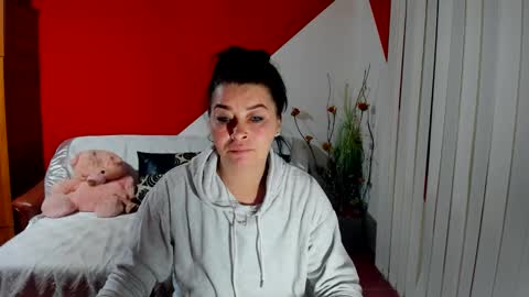 Snapshot of soffy_skye chatting on September 25, 4:30 am Soffy online show from September 25, 4:30 am