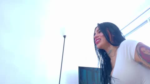 Snapshot of sofhia_cruz chatting on March 4, 4:09 pm sofhia cruz online show from March 4, 4:09 pm