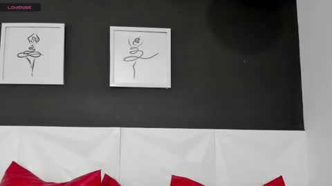 Sofi  online show from November 22, 2:04 pm