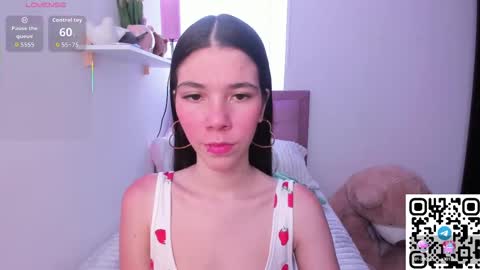 Snapshot of sofi_perezz chatting on October 5, 8:38 pm sofi online show from October 5, 8:38 pm
