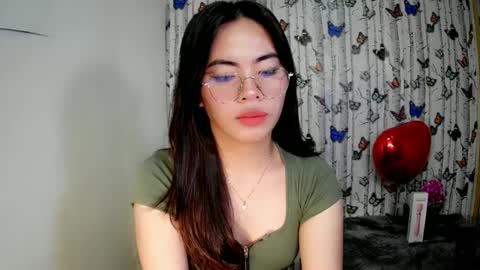 Snapshot of sofia_ava24 chatting on January 21, 2:33 am Chady online show from January 21, 2:33 am