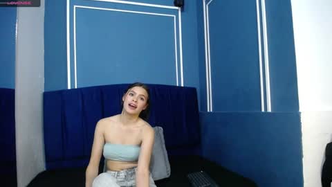Snapshot of sofia_claark chatting on February 4, 7:11 pm Sofi online show from February 4, 7:11 pm