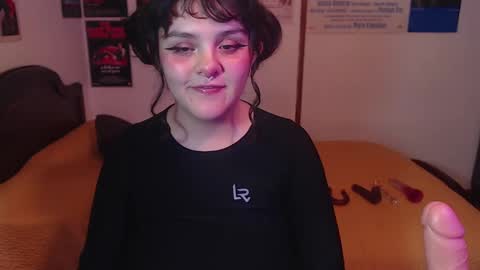 Sofi online show from March 5, 9:26 pm