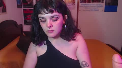 Sofi online show from February 22, 9:04 pm