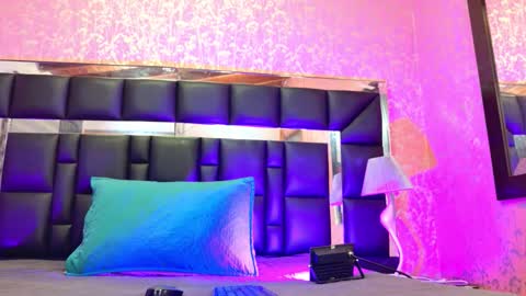 Sofia online show from November 11, 3:20 am