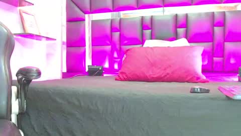 Snapshot of sofia_martinn chatting on September 10, 3:18 am Sofia online show from September 10, 3:18 am