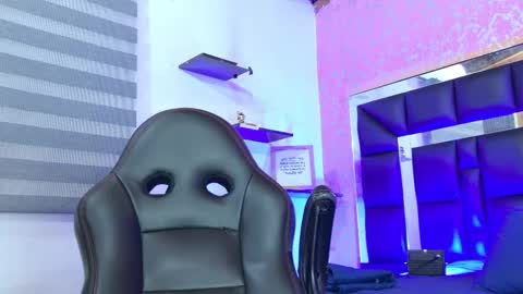 Snapshot of sofia_martinn chatting on September 27, 3:48 am Sofia online show from September 27, 3:48 am