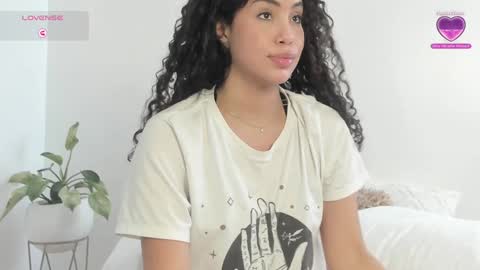 Snapshot of sofia_mendez01 chatting on January 23, 4:15 pm SofiONLYFANS sofia storm online show from January 23, 4:15 pm