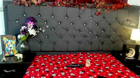 sofia_sorceress online show from September 11, 1:18 am