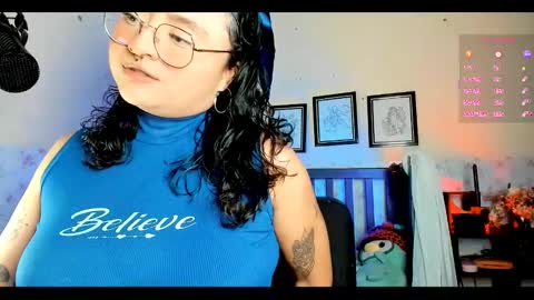 Snapshot of sofia_tabares chatting on February 14, 1:45 am Demi Sofia online show from February 14, 1:45 am