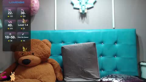 Sofa online show from March 10, 5:07 pm