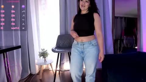 Sofia Wilson online show from February 13, 12:21 pm