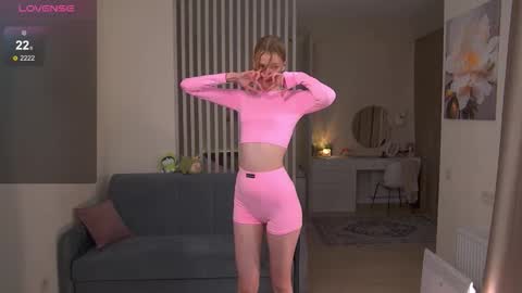 Sofia Help me overcome shynes with 100 thumbs up online show from September 20, 6:33 pm