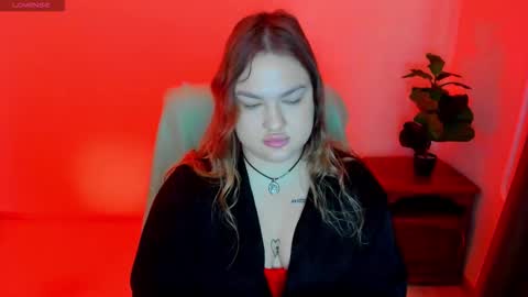 sofiawetsweet online show from February 24, 7:33 am