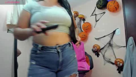 sofi lara online show from November 7, 8:22 pm