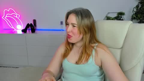 sofii_darling online show from February 16, 5:44 pm