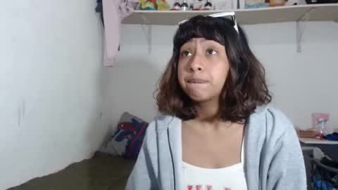 sofiia_cutte_ online show from December 6, 4:55 pm