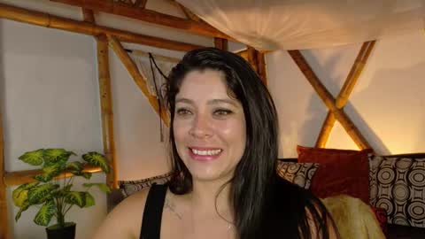 Snapshot of sofiia_diaz_ chatting on October 15, 10:43 pm Sofi online show from October 15, 10:43 pm