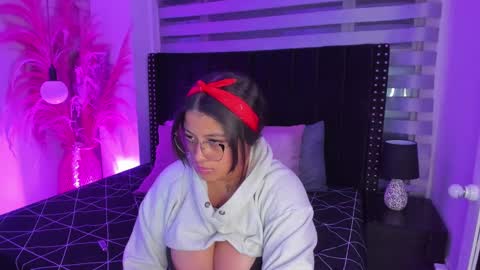 Snapshot of sofiia_rubb chatting on March 3, 7:10 am Sofia online show from March 3, 7:10 am