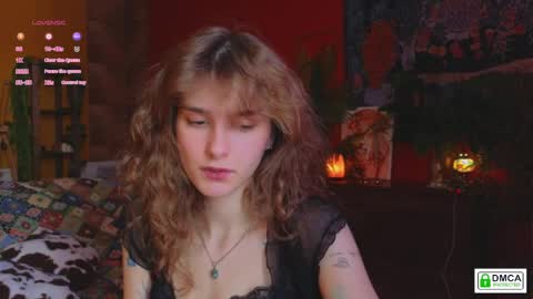 E online show from April 1, 9:43 am