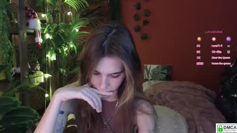 E online show from December 17, 8:54 am