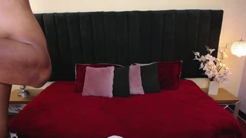 Cam and Amy online show from January 12, 7:43 pm