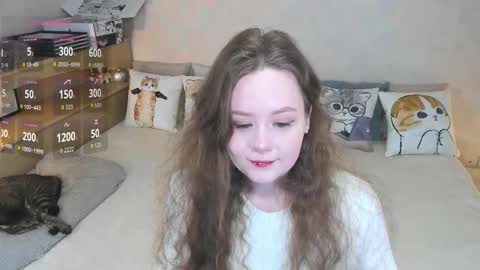 Mia online show from September 30, 8:30 pm