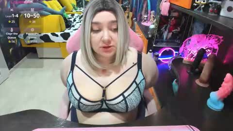 Sofie online show from November 18, 2:47 am