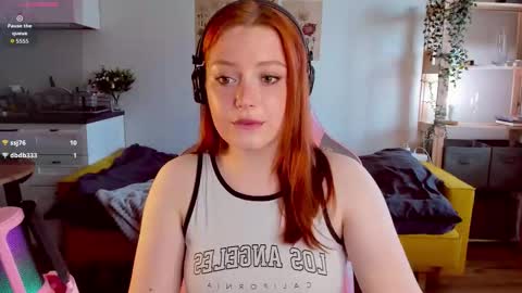 Snapshot of sofy_benson chatting on September 11, 2:07 pm Sofy online show from September 11, 2:07 pm