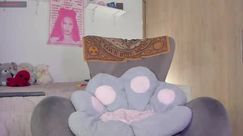 sofy_sofy online show from April 9, 6:19 am