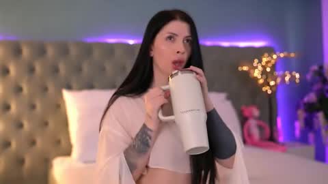 Sofi online show from April 16, 4:56 am