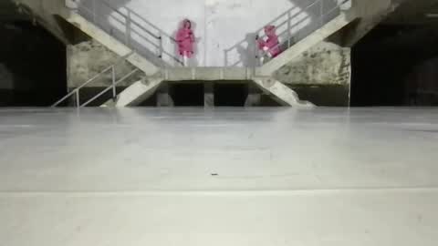 0La online show from October 16, 7:56 pm