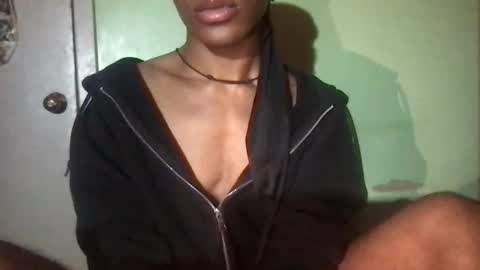 Snapshot of solaceeve chatting on February 16, 5:04 pm SolaceEve online show from February 16, 5:04 pm