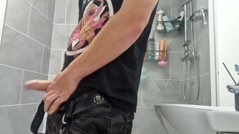 Snapshot of soloj13 chatting on September 24, 1:29 pm soloj13 online show from September 24, 1:29 pm