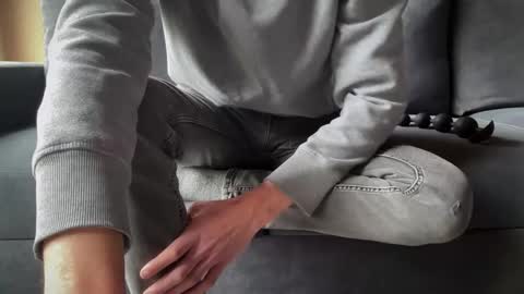 Sondages online show from January 23, 12:09 pm